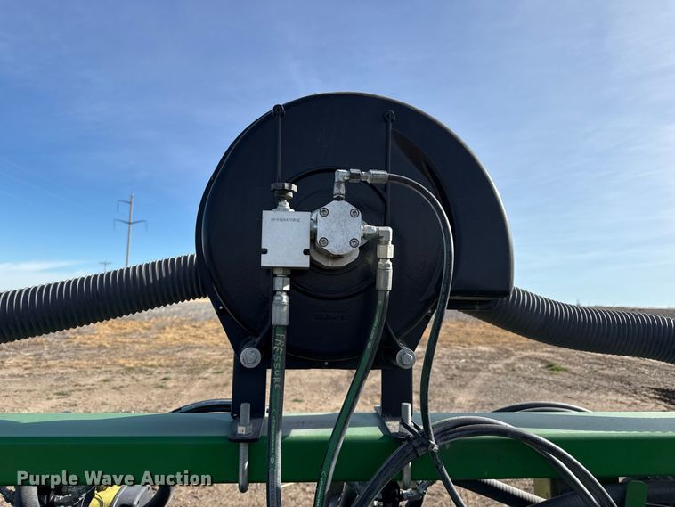 image for item EP2706 John Deere planter