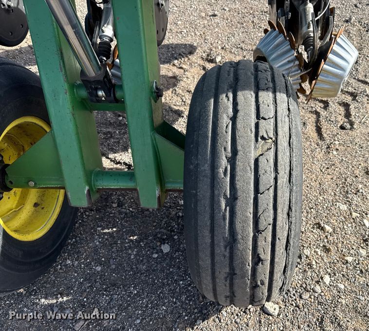 image for item EP2706 John Deere planter