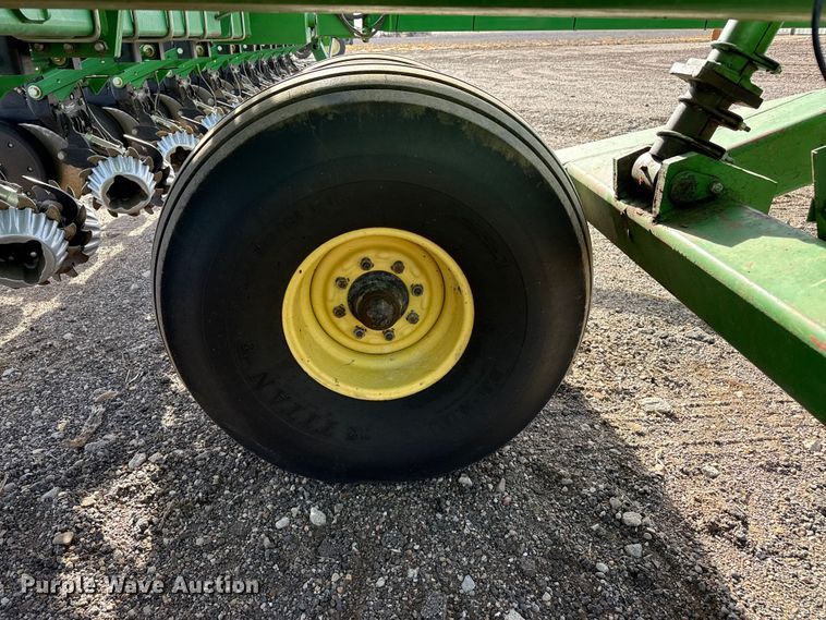 image for item EP2706 John Deere planter