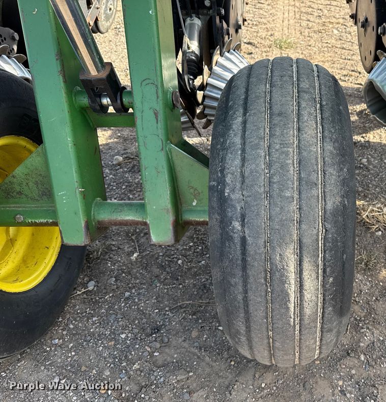 image for item EP2706 John Deere planter