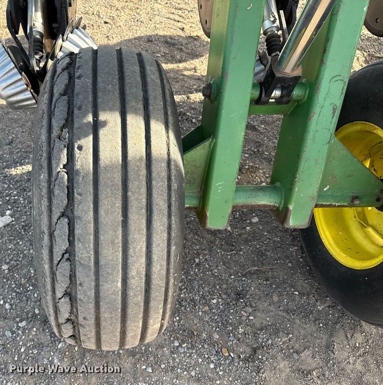 image for item EP2706 John Deere planter