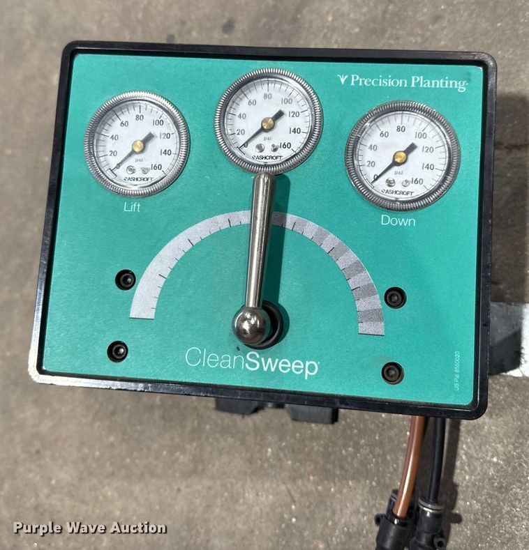 image for item EP2706 John Deere planter