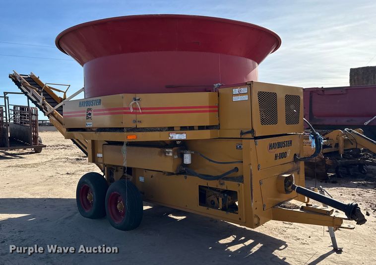 image for item EP2707 DuraTech Haybuster H1100 bale processor