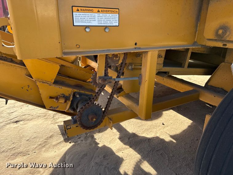 image for item EP2707 DuraTech Haybuster H1100 bale processor