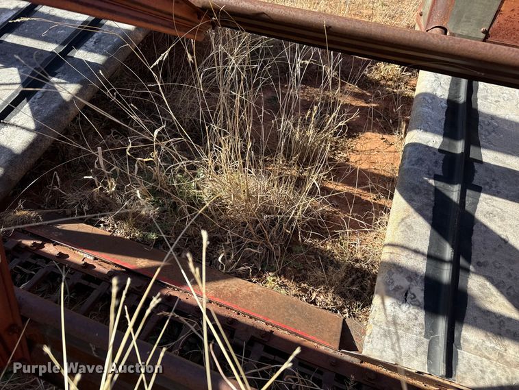 image for item EP2736 Versatile 400 swather / windrower