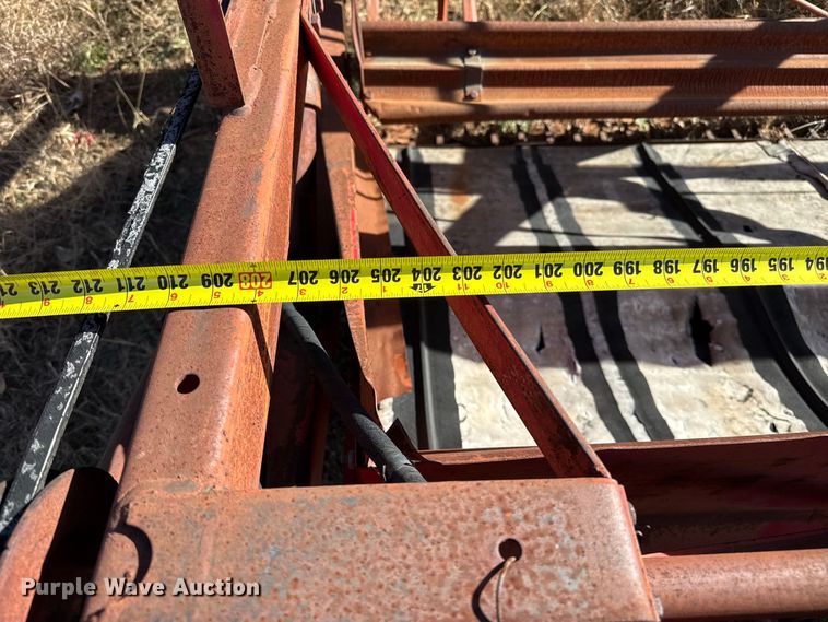 image for item EP2736 Versatile 400 swather / windrower