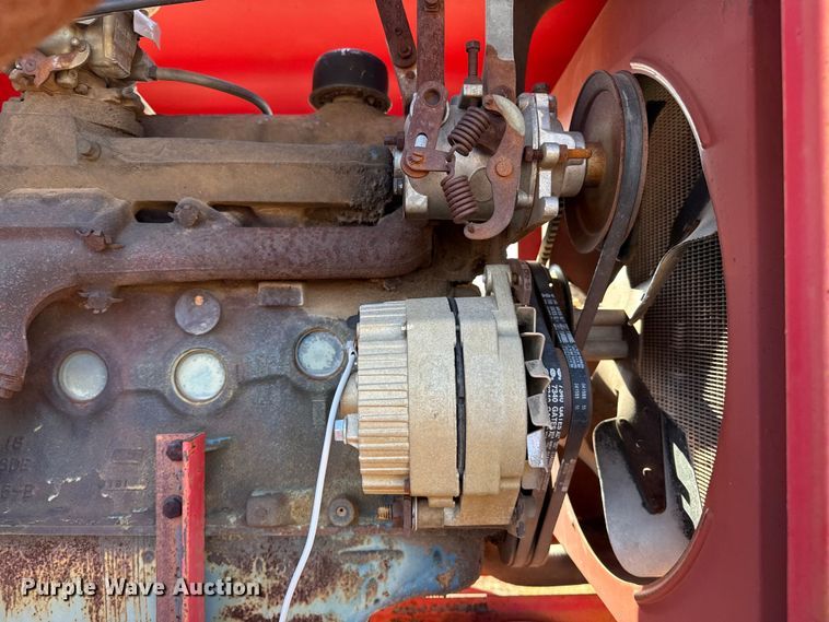 image for item EP2736 Versatile 400 swather / windrower