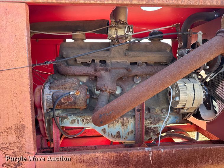 image for item EP2736 Versatile 400 swather / windrower