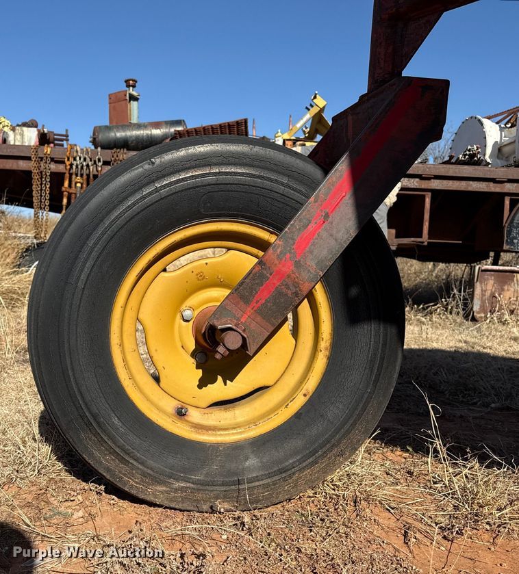 image for item EP2736 Versatile 400 swather / windrower