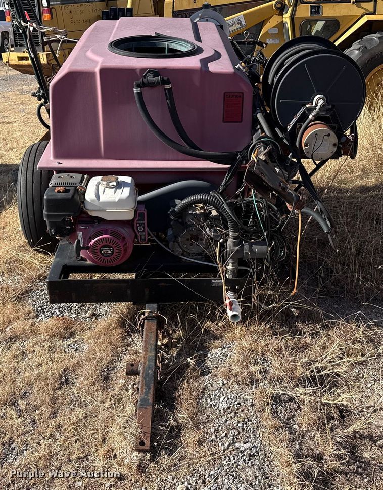 image for item EP2737 Spraying Devices Inc. 300-208HM sprayer trailer