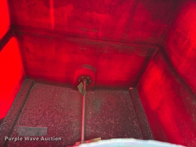 image for item EP2737 Spraying Devices Inc. 300-208HM sprayer trailer