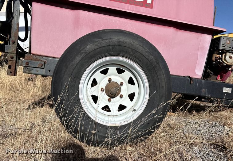 image for item EP2737 Spraying Devices Inc. 300-208HM sprayer trailer