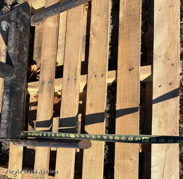 image for item ET7446 Armstrong bale spear