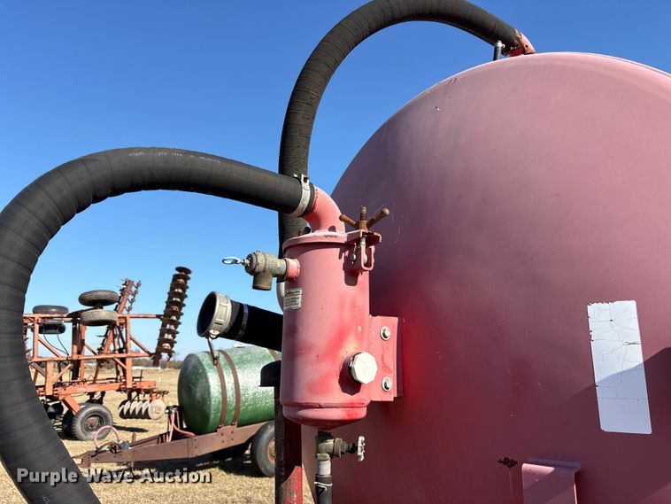 image for item ET7451 Imperial Calumet 3750 manure spreader trailer