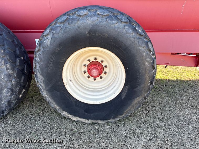 image for item ET7451 Imperial Calumet 3750 manure spreader trailer