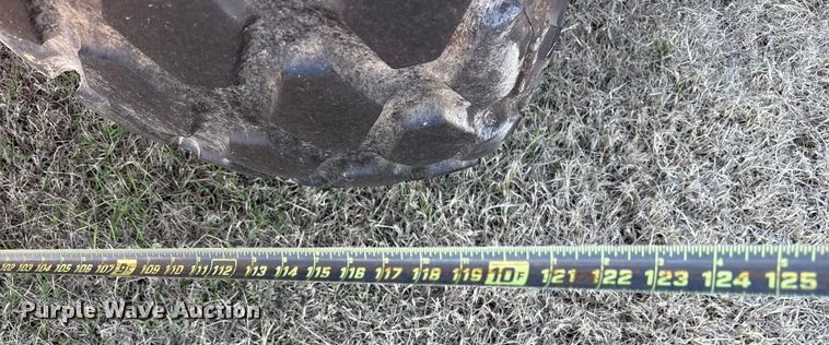 image for item ET7451 Imperial Calumet 3750 manure spreader trailer