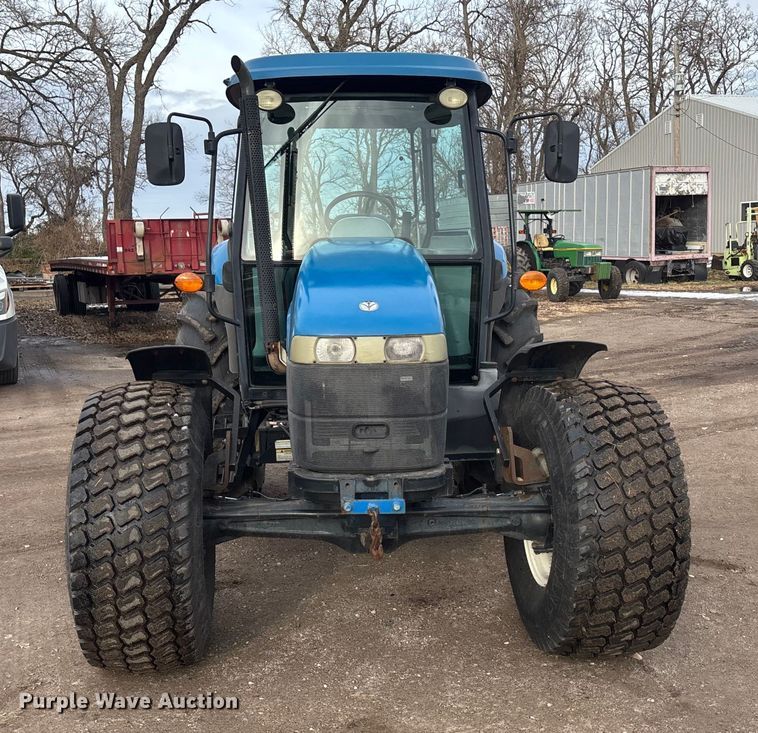 image for item FG1561 2010 New Holland TD5050 MFWD tractor