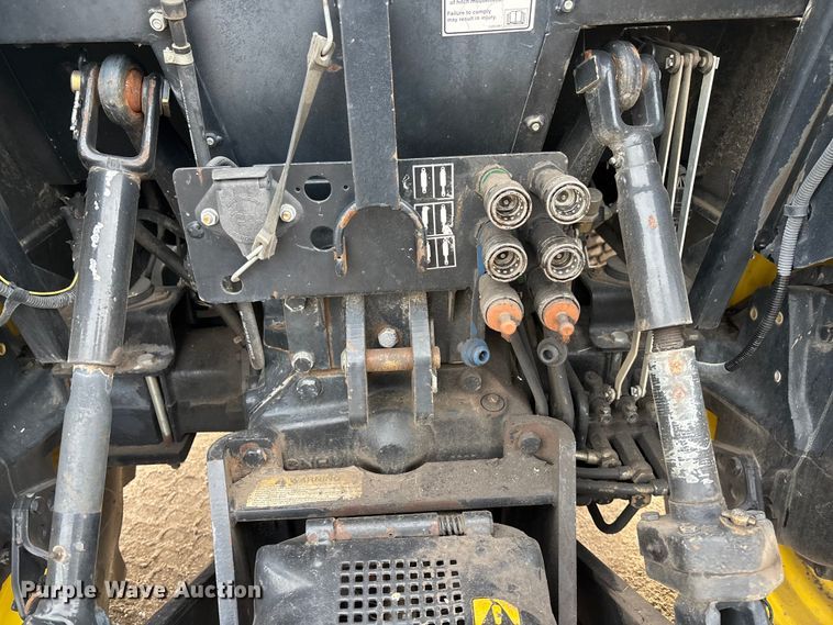 image for item FG1561 2010 New Holland TD5050 MFWD tractor