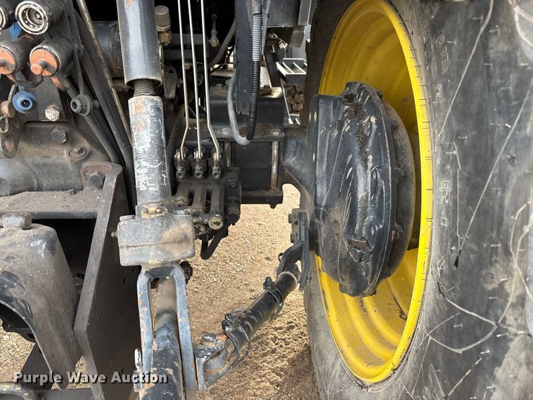 image for item FG1561 2010 New Holland TD5050 MFWD tractor