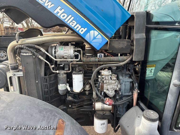 image for item FG1561 2010 New Holland TD5050 MFWD tractor
