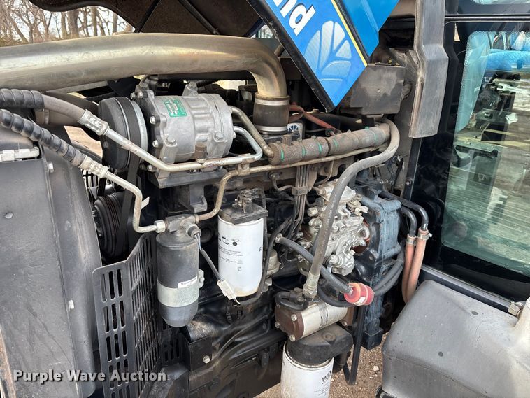 image for item FG1561 2010 New Holland TD5050 MFWD tractor