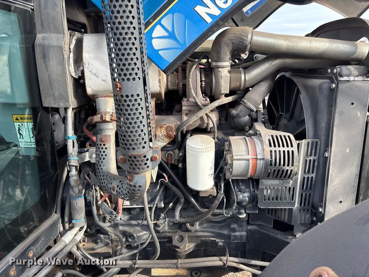 image for item FG1561 2010 New Holland TD5050 MFWD tractor