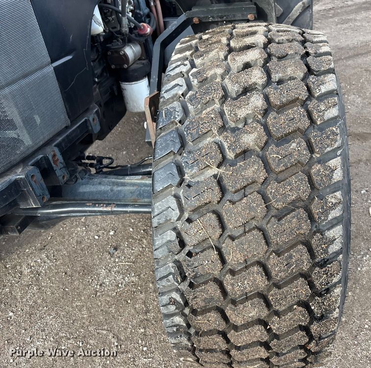 image for item FG1561 2010 New Holland TD5050 MFWD tractor