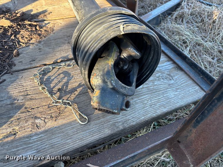 image for item FI1556 John Deere HX15 batwing rotary mower