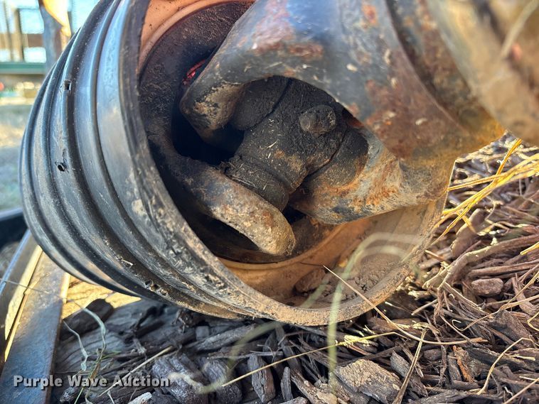 image for item FI1556 John Deere HX15 batwing rotary mower