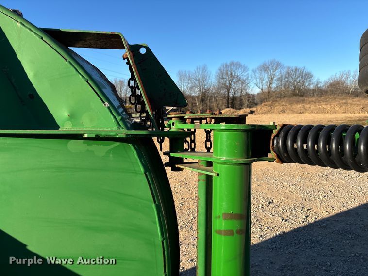 image for item FI1556 John Deere HX15 batwing rotary mower