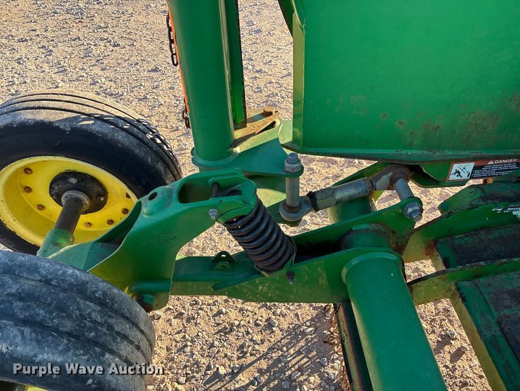 image for item FI1556 John Deere HX15 batwing rotary mower