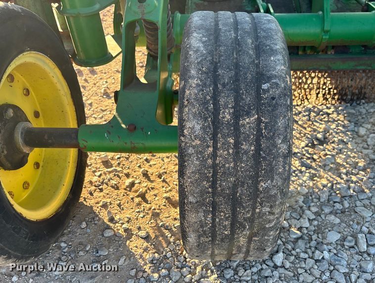 image for item FI1556 John Deere HX15 batwing rotary mower