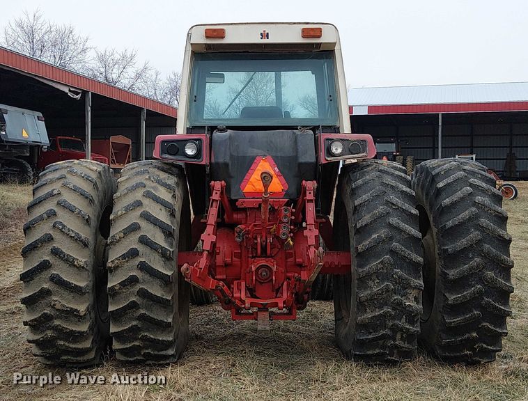 image for item FK0874 International F1586 tractor