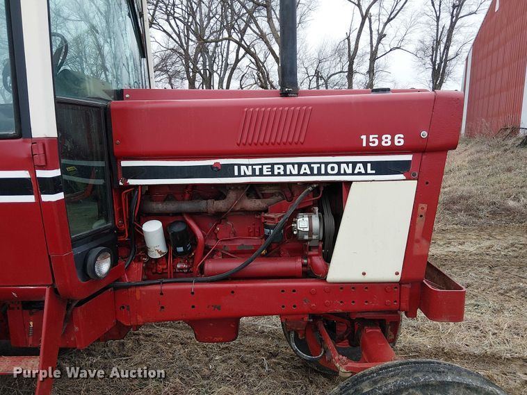 image for item FK0874 International F1586 tractor