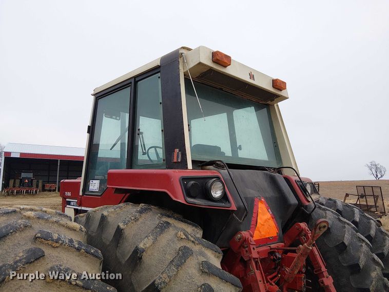 image for item FK0874 International F1586 tractor