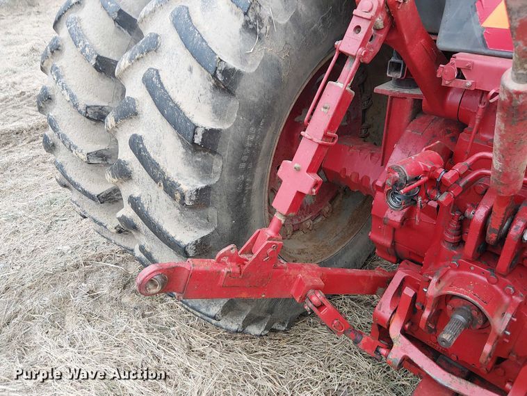 image for item FK0874 International F1586 tractor