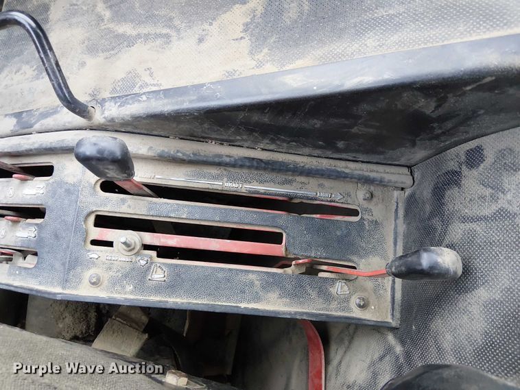 image for item FK0874 International F1586 tractor