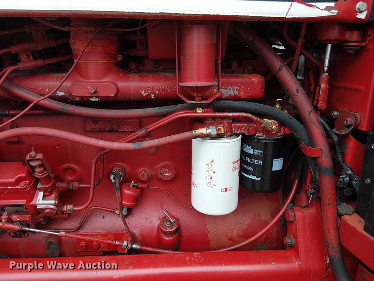 image for item FK0874 International F1586 tractor