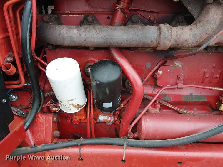 image for item FK0874 International F1586 tractor