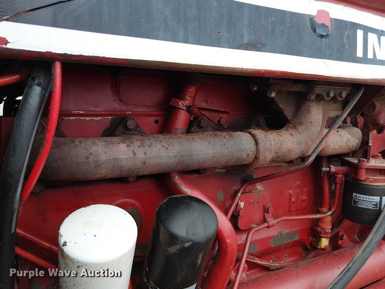 image for item FK0874 International F1586 tractor