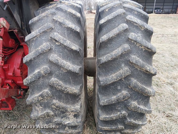 image for item FK0874 International F1586 tractor