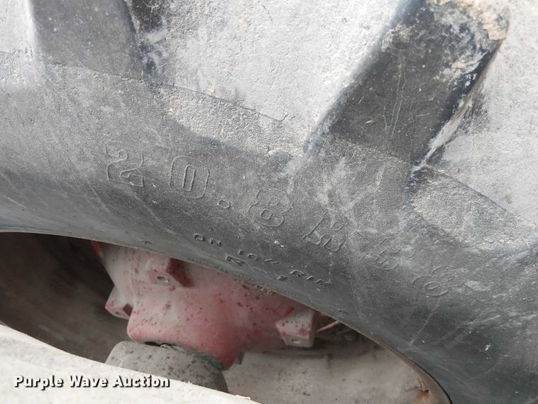 image for item FK0874 International F1586 tractor