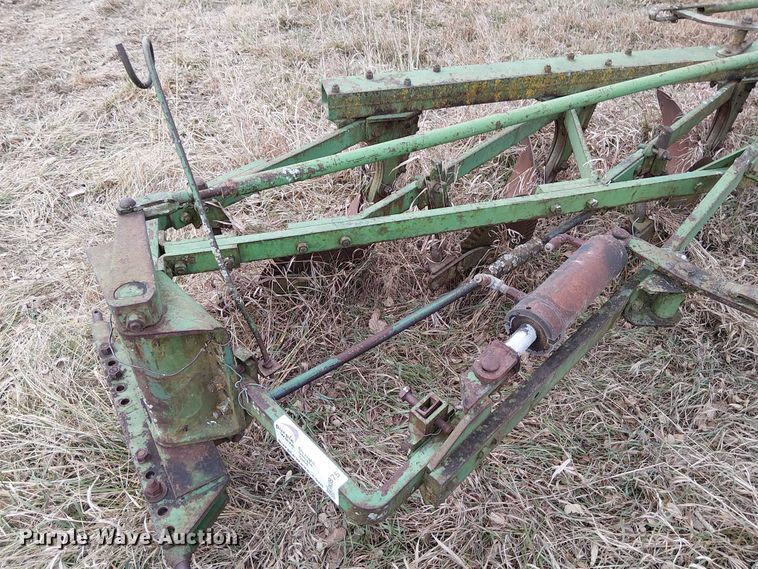 image for item FK0875 John Deere six bottom plow