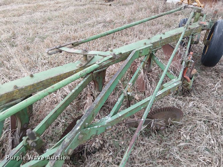 image for item FK0875 John Deere six bottom plow