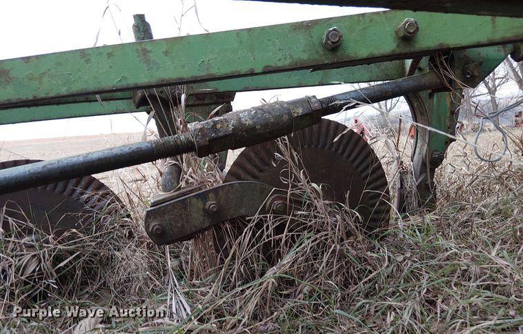 image for item FK0875 John Deere six bottom plow