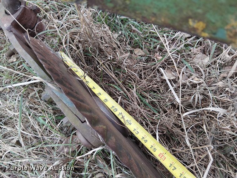 image for item FK0875 John Deere six bottom plow