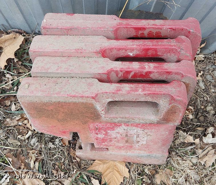 image for item FK0876 (4) Case IH suitecase weights