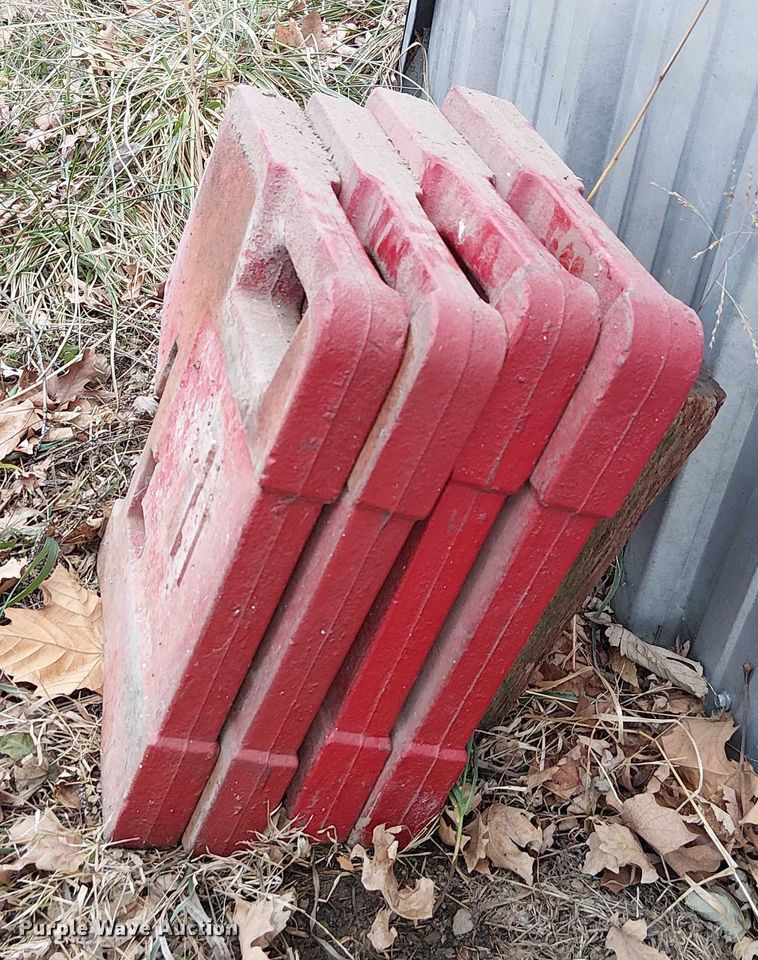 image for item FK0876 (4) Case IH suitecase weights