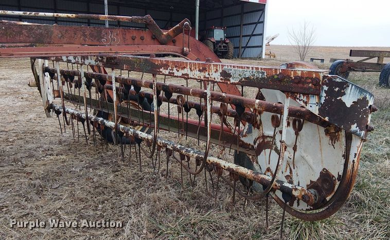 image for item FK0877 International 35 hay rake