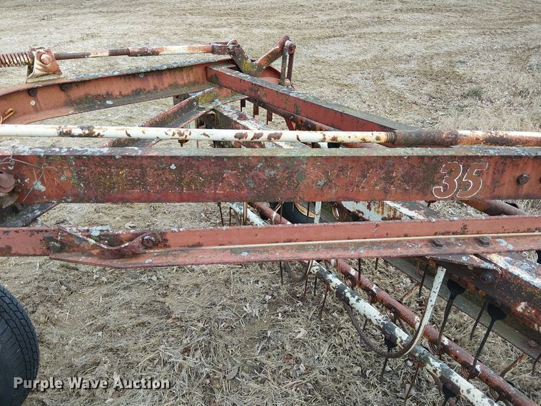 image for item FK0877 International 35 hay rake